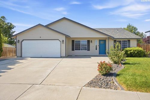 4910 S Washington Pl, Kennewick, WA, 99337-4442 | Card Image