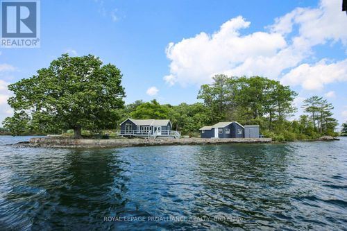 1 Black Cat Island, Frontenac Islands (The Islands), ON, K0E1L0 | Card Image