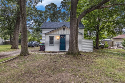1935 Catherine Ave, Muskegon, MI, 49442-4213 | Card Image