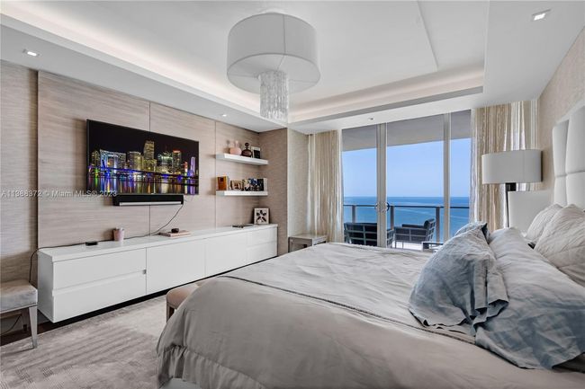 UNIT-1002S - 360 Ocean Dr, Condo with 4 bedrooms, 6 bathrooms and null parking in Key Biscayne FL | Image 21
