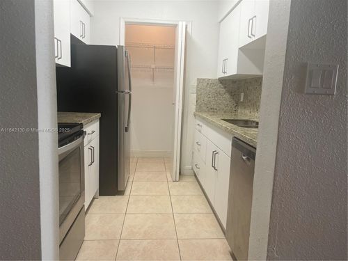apt-421-949 Riverside Dr, Coral Springs, FL, 33071-7099 | Card Image