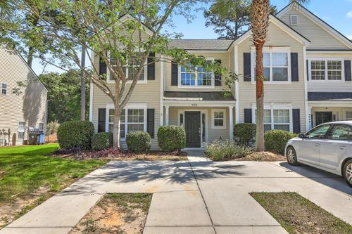 9008 Maple Grove Dr, Summerville, SC, 29485-8865 | Card Image