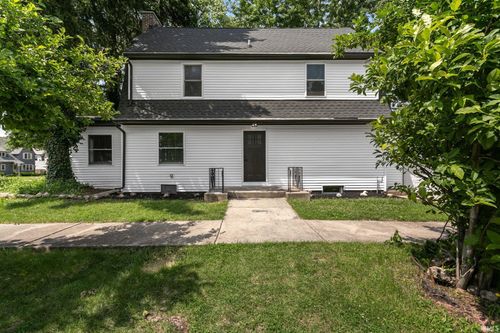 105 E Jennings Avenue, South Bend, IN, 46614-1818 | Card Image