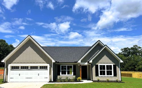 4043 Ridge Rd, Greer, SC, 29651-4951 | Card Image