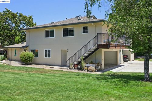 2-2122 Arroyo Ct, Pleasanton, CA, 94588-8131 | Card Image