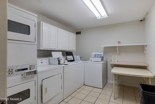 32-web-or-mls-201 S College Dr-9 | Image 12