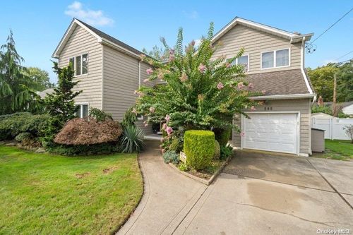 545 Allen Rd, Woodmere, NY, 11598-1505 | Card Image