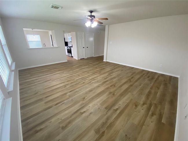 5638 Sequin Dr, House other with 4 bedrooms, 3 bathrooms and 2 parking in Spring TX | Image 6