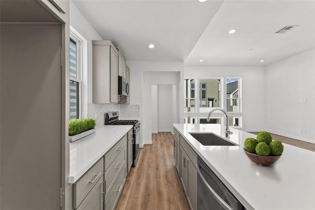 1109 Highland Ranch Ln, House other with 3 bedrooms, 3 bathrooms and 2 parking in Houston TX | Image 12