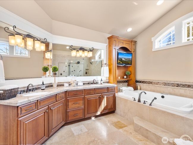8815 164 Th St Se, House other with 4 bedrooms, 4 bathrooms and 4 parking in Snohomish WA | Image 24
