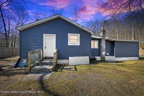 2 Burpo Ln, Kerhonkson, NY, 12446-1402 | Card Image
