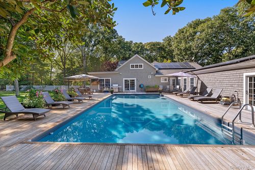 23 Park Circle, Southampton, NY, 11959 | Card Image