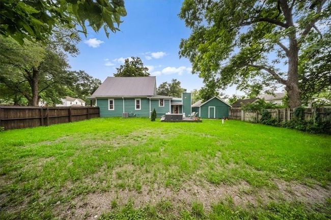 906 S Independence St, House other with 3 bedrooms, 2 bathrooms and null parking in Harrisonville MO | Image 43