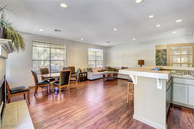 102 - 2801 N Rainbow Blvd, Condo with 2 bedrooms, 2 bathrooms and null parking in Las Vegas NV | Image 46