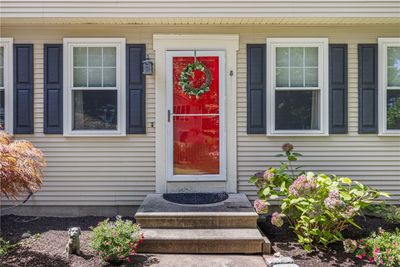 Nice walkway to the front​​‌​​​​‌​​‌‌​‌‌​​​‌‌​​‌‌​‌​​​​​‌ door. | Image 2