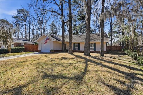 15 Barrington Cir, Savannah, GA, 31419-9530 | Card Image