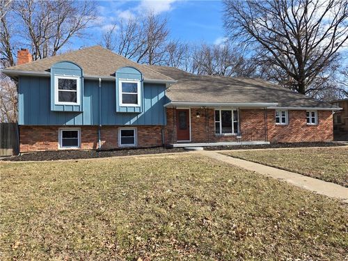 2843 Benton Blvd, Kansas City, MO, 64128-1139 | Card Image