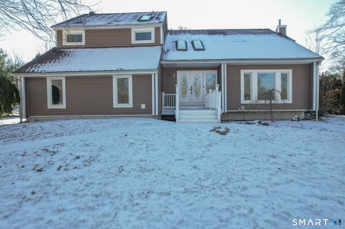 21 Derek Ln, Windsor, CT, 06095-1739 | Card Image