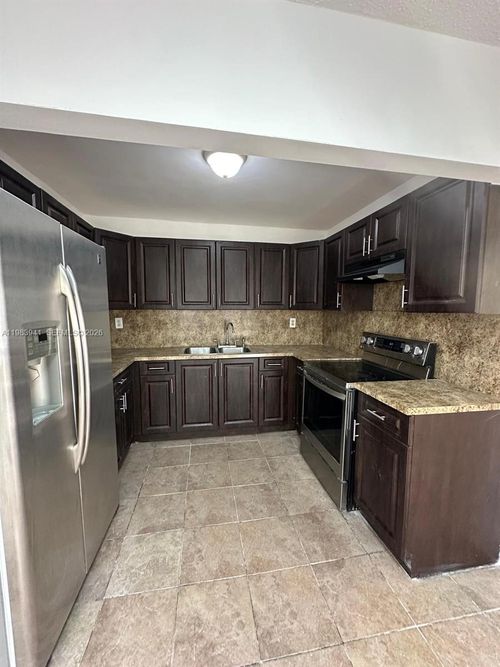 apt-2-3680 Sw 60th Ave, Davie, FL, 33314-2651 | Card Image