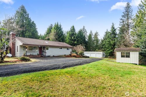 101 Deer Park Dr, Aberdeen, WA, 98520-7207 | Card Image