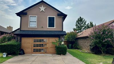 924 S Old Orchard Lane, House other with 3 bedrooms, 2 bathrooms and null parking in Lewisville TX | Image 1