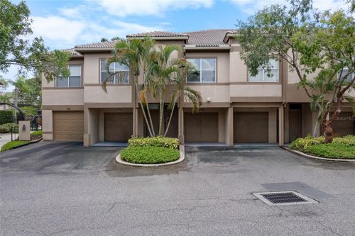 611 Arbor Lake Ln, TAMPA, FL, 33602-5760 | Card Image