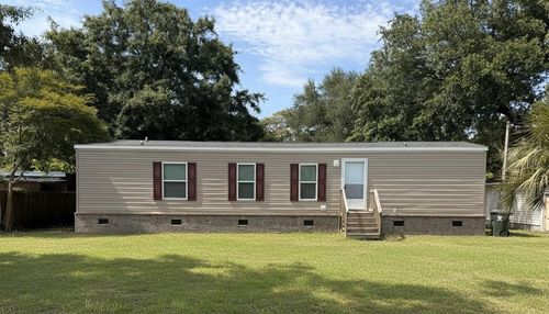 106 Hammond St, Bonneau, SC, 29431-8646 | Card Image
