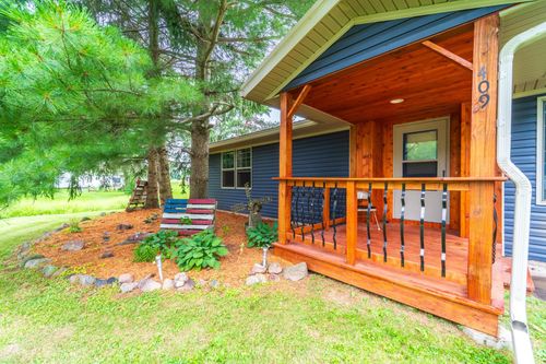 409 W North St, Withee, WI, 54498-9403 | Card Image