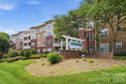 216-1000 E Woodlawn Rd, Charlotte, NC, 28209-2869 | Card Image