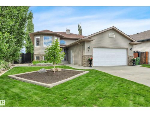 9 Westview Dr, Calmar, AB, T0C0V0 | Card Image