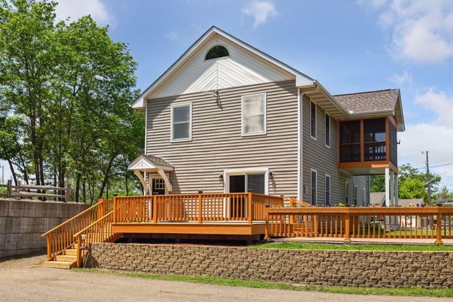 401 Highway 7, House other with 5 bedrooms, 2 bathrooms and null parking in Excelsior MN | Image 27