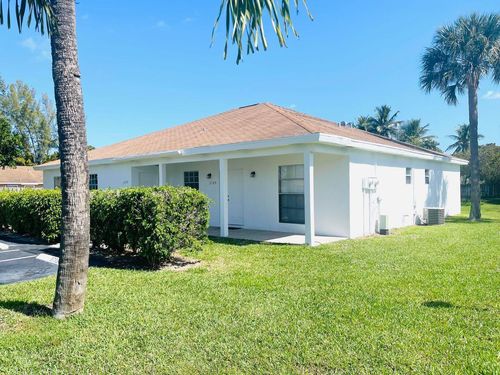 3820 Harwood St, West Palm Beach, FL, 33403-1054 | Card Image