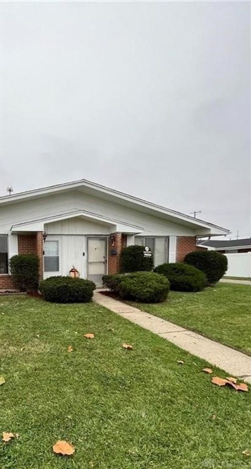 4535 Croftshire Dr, Dayton, OH, 45440-1702 | Card Image