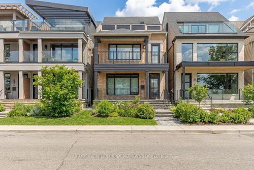 85 Northern Dancer Blvd, Toronto, ON, M4L3Z8 | Card Image