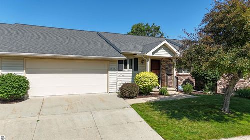1824 Orchard Dr, Mt Pleasant, MI, 48858-6179 | Card Image