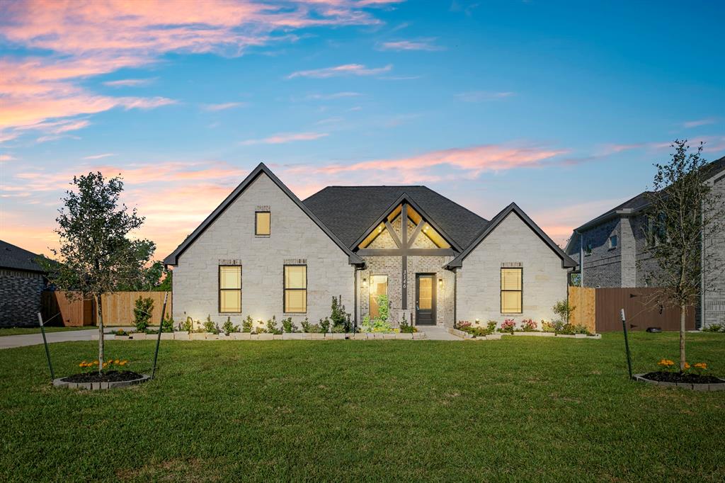 Tower Cir, Santa Fe, TX 77517