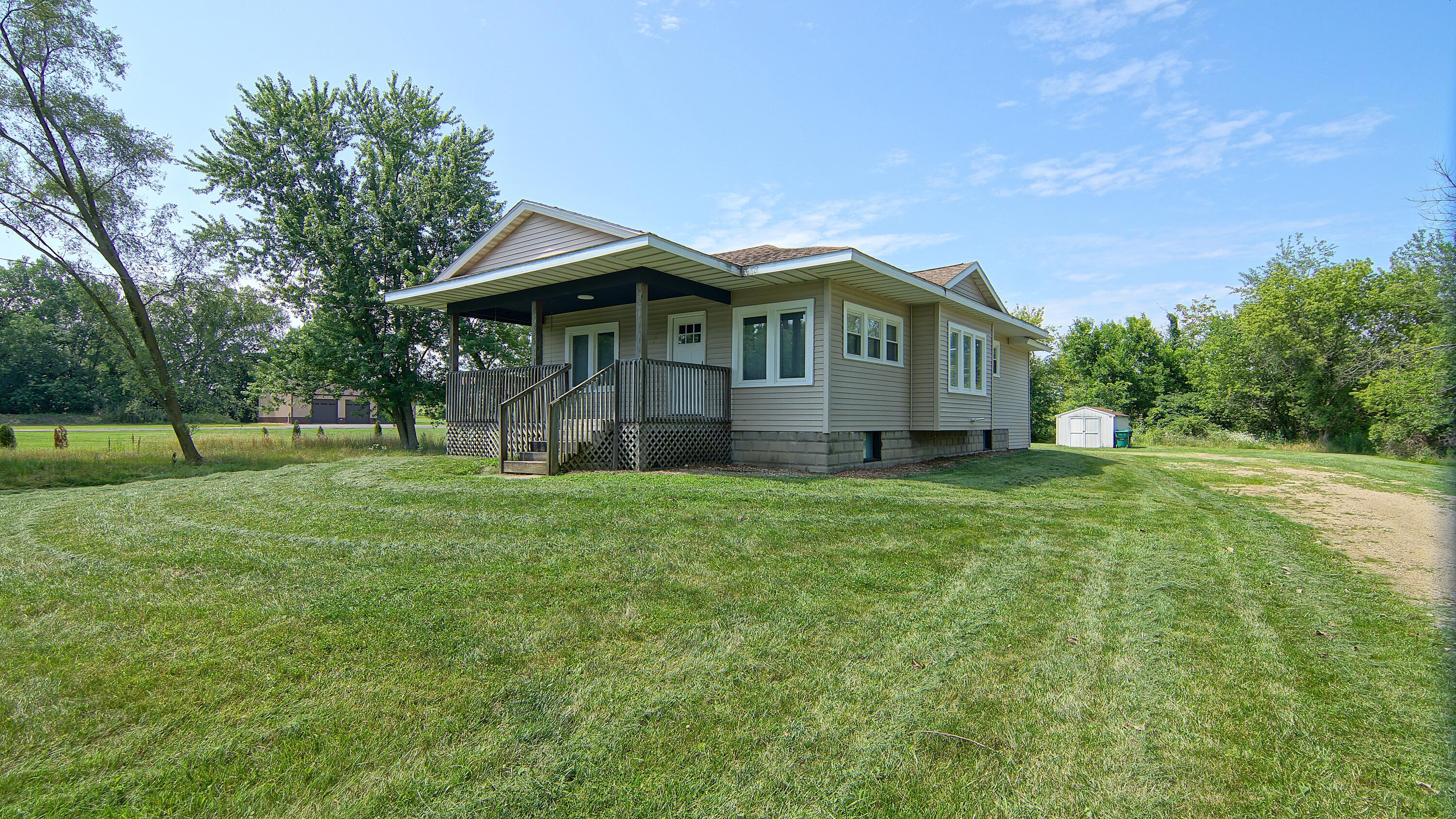 Lemon Creek Rd, Baroda, MI 49101