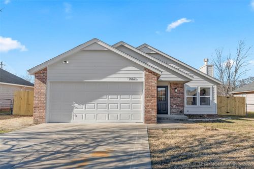 17662 S Tacoma Street, Mounds, OK, 74033 | Card Image