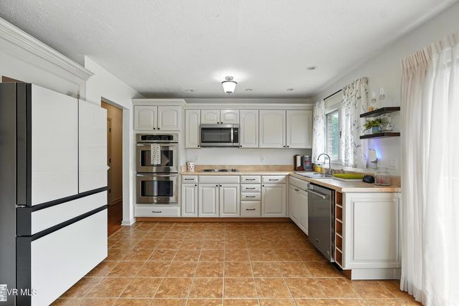 1704 Wildcat Rd, House other with 4 bedrooms, 3 bathrooms and null parking in Big Stone Gap VA | Image 15