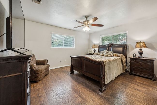 403 N Baugh St, House other with 3 bedrooms, 2 bathrooms and null parking in Alvarado TX | Image 17