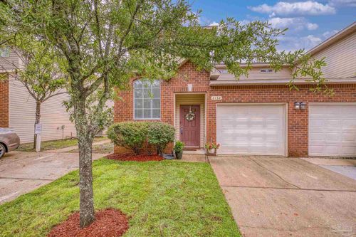 2132 Hadleigh Hills Ct, Navarre, FL, 32566-3392 | Card Image