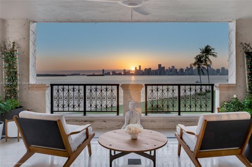 4822-4822 Fisher Island Dr, Miami Beach, FL, 33109-0176 | Card Image