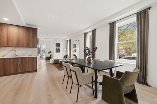 parlor-501 8th Avenue, New York City, NY, 11215 | Card Image
