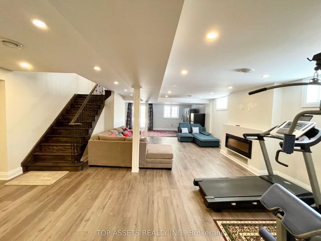 32 Headwater Cres, House other with 5 bedrooms, 5 bathrooms and 2 parking in Richmond Hill ON | Image 31