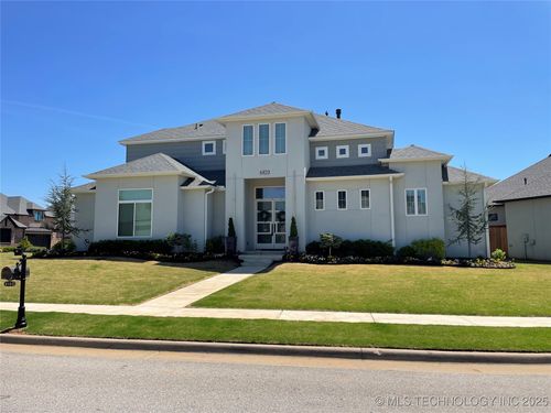6103 W Charleston Pl, Broken Arrow, OK, 74011-1940 | Card Image
