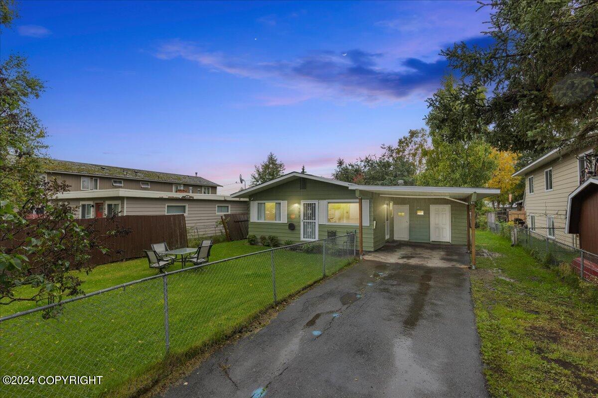 Bliss St, Anchorage, AK 99508