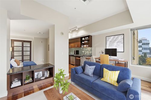 apt-w1108-900 Lenora St, Seattle, WA, 98121-3164 | Card Image