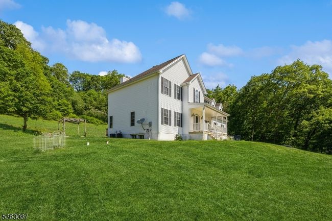 42 Stephens Mill Rd, House other with 4 bedrooms, 3 bathrooms and null parking in Hackettstown NJ | Image 39