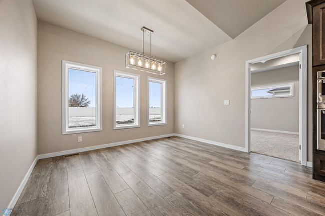 Dining Area | Image 15
