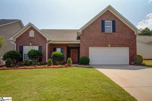 704 Center Rd, Taylors, SC, 29687-4474 | Card Image